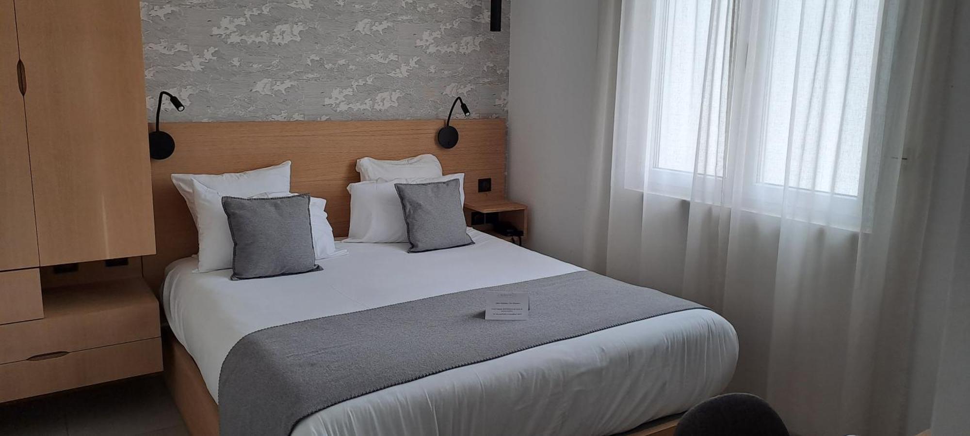 Hotel L'Albatros แซ็ง-โทรจง-เลส์-แบ็งส์ ภายนอก รูปภาพ
