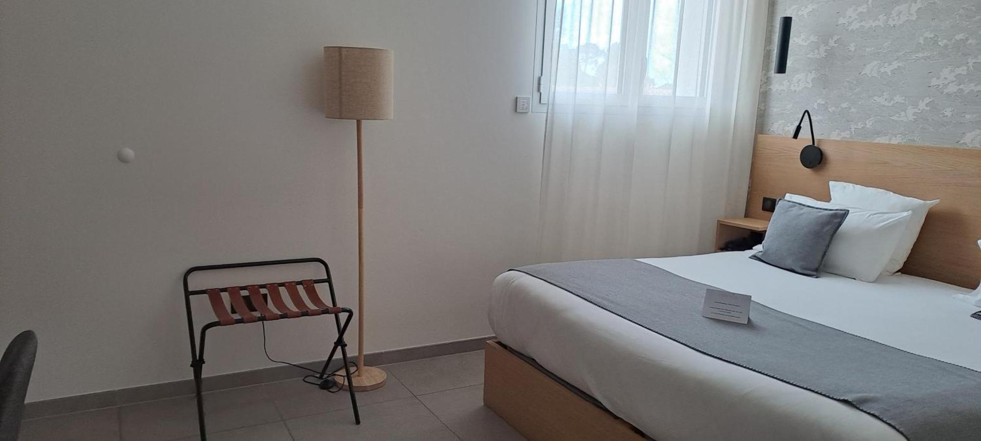 Hotel L'Albatros แซ็ง-โทรจง-เลส์-แบ็งส์ ภายนอก รูปภาพ